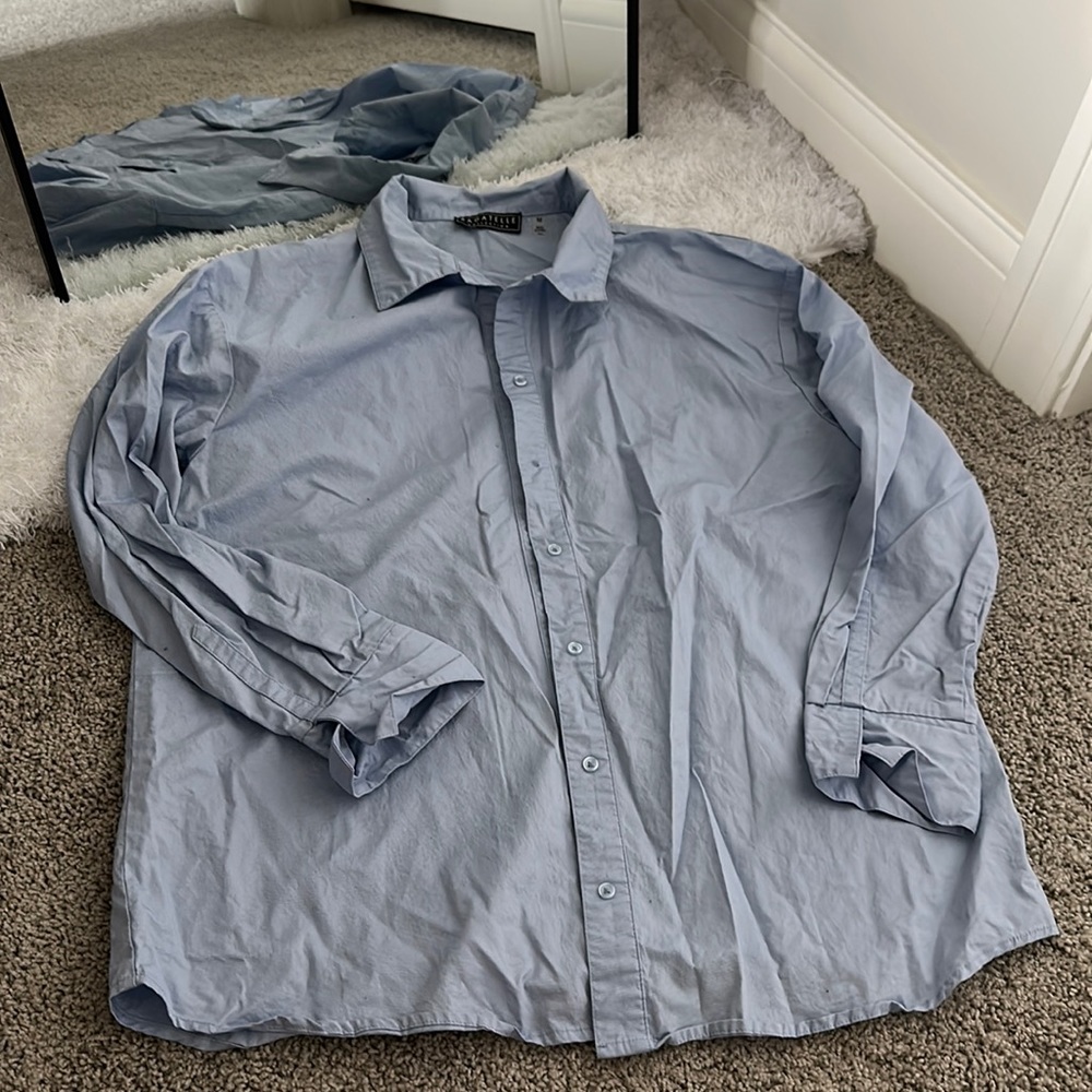 Like New Buttonup Shirt